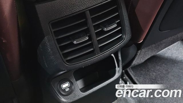 Kia Seltos Diesel 1.6 2WD Prestige 2020 — фото 32