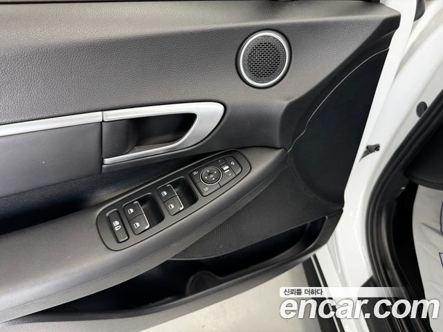 Hyundai Sonata (DN8) 2.0 LPG(rental car) Style 2020 — фото 15