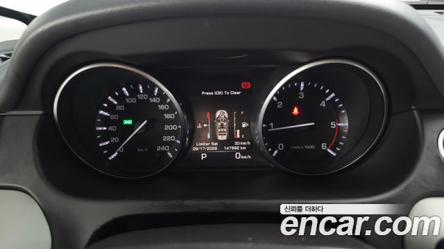 Land Rover Discovery Sport 2.0 TD4 SE 2016 — фото 8