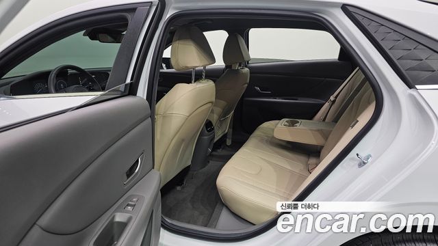 Hyundai Avante (CN7) 1.6 Inspiration 2026 — фото 12