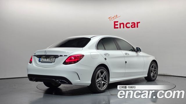 Mercedes-Benz C-Class (W205) C200 AMG Line 2021 — фото 2