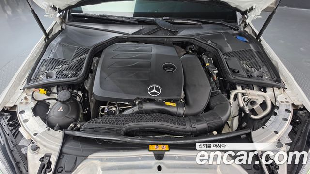 Mercedes-Benz C-Class (W205) C200 AMG Line 2021 — фото 6