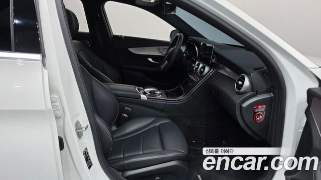 Mercedes-Benz C-Class (W205) C200 AMG Line 2021 — фото 11