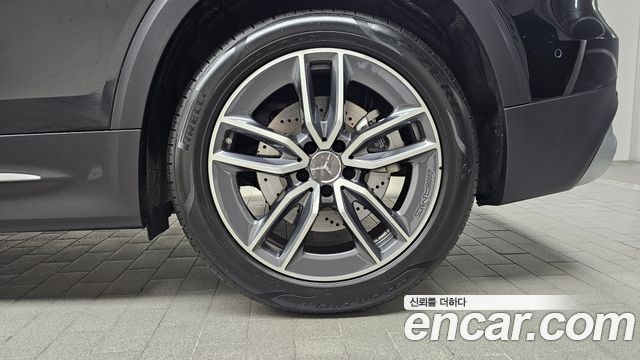 Mercedes-Benz GLB-Class (X247) AMG GLB35 4MATIC 2026 — фото 21