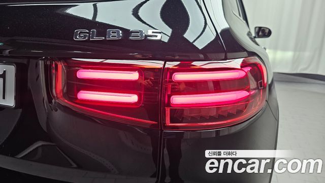 Mercedes-Benz GLB-Class (X247) AMG GLB35 4MATIC 2026 — фото 23