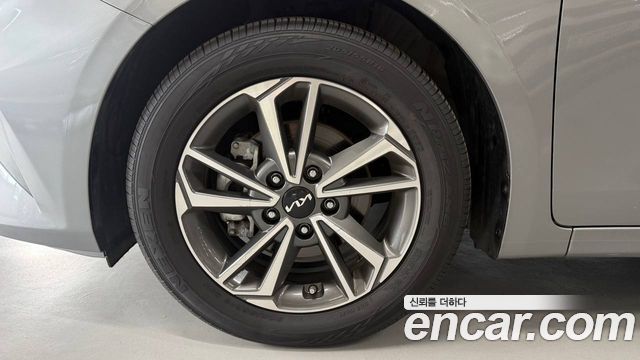 Kia K3 (II) 1.6 Prestige 2024 — фото 5