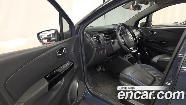 Renault Korea QM3 RE 2015 — фото 10