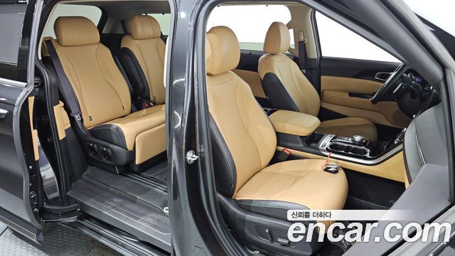 Kia Carnival (IV) Gasoline 7-Seater Signature 2023 — фото 12