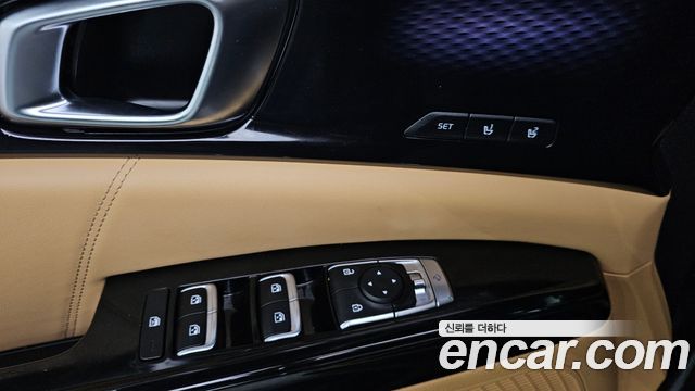 Kia Carnival (IV) Gasoline 7-Seater Signature 2023 — фото 17