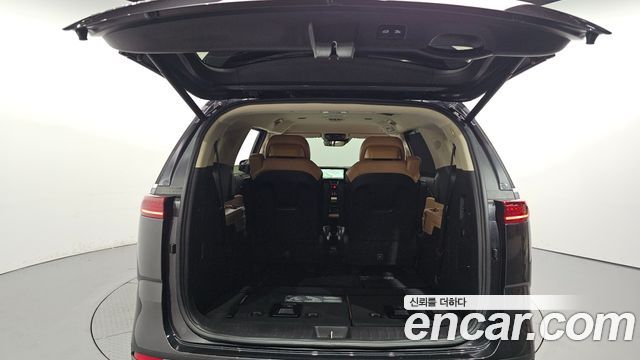Kia Carnival (IV) Gasoline 7-Seater Signature 2023 — фото 20