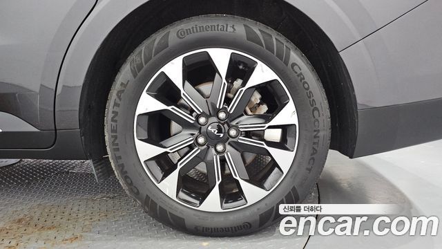 Kia Carnival (IV) Gasoline 7-Seater Signature 2023 — фото 21