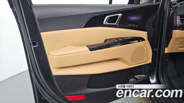 Kia Carnival (IV) Gasoline 7-Seater Signature 2023 — фото 24