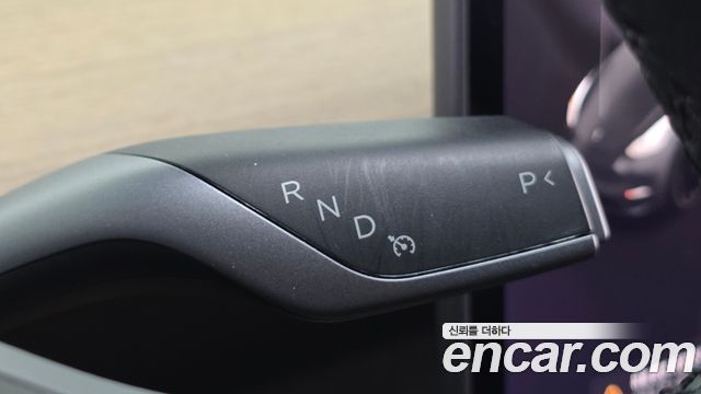Tesla Model Y Long Range AWD 2021 — фото 9