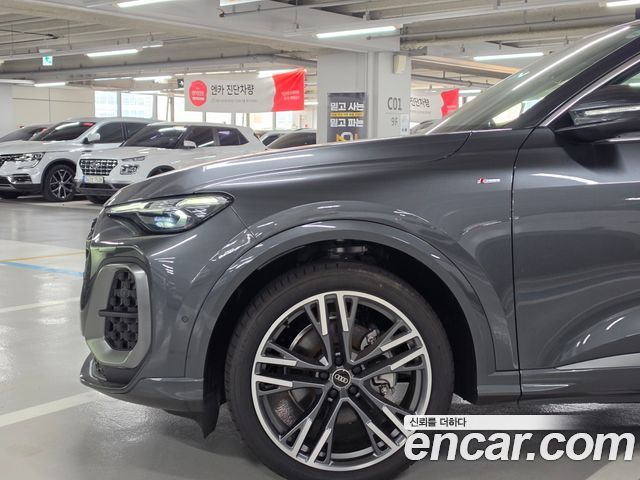 Audi Q5 (80A) 40 TFSI Quattro S Line 2026 — фото 4