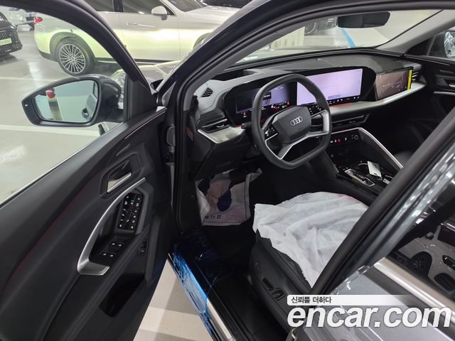 Audi Q5 (80A) 40 TFSI Quattro S Line 2026 — фото 8