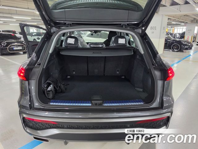Audi Q5 (80A) 40 TFSI Quattro S Line 2026 — фото 17