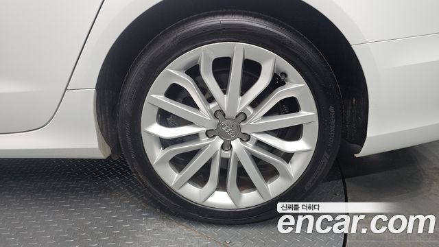Audi A6 45 TDI Quattro Dynamic C7 2015 — фото 21
