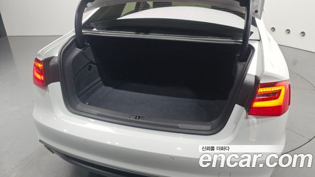 Audi A6 45 TDI Quattro Dynamic C7 2015 — фото 34