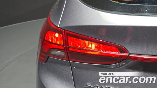Hyundai Santa Fe Diesel 2.2 4WD Prestige 2021 — фото 23