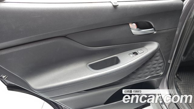 Hyundai Santa Fe Diesel 2.2 4WD Prestige 2021 — фото 25