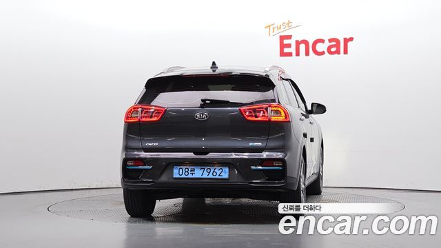Kia Niro EV Noblesse 2020 — фото 4