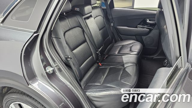 Kia Niro EV Noblesse 2020 — фото 11