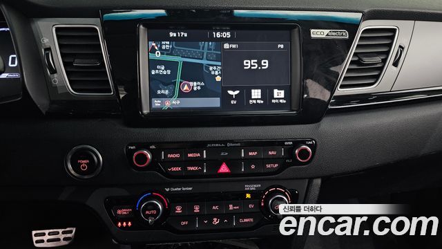 Kia Niro EV Noblesse 2020 — фото 13