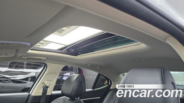 Genesis G70 Gasoline 2.0T 2WD 2021 — фото 17