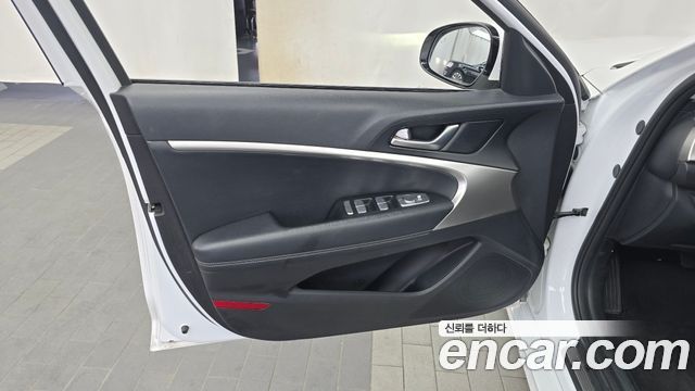 Genesis G70 Gasoline 2.0T 2WD 2021 — фото 24