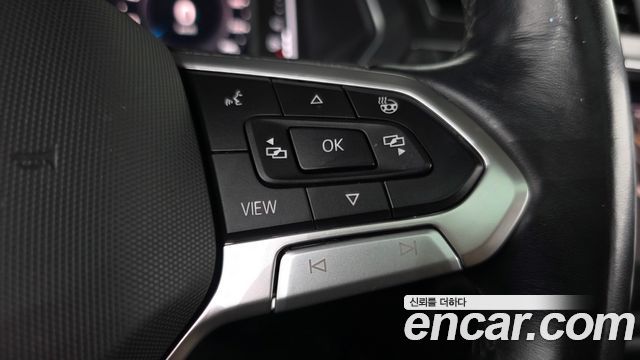 Volkswagen Tiguan Allspace 2.0 TSI Prestige 2023 — фото 31