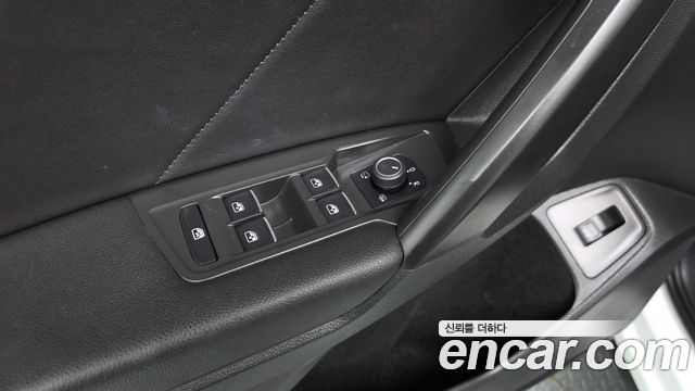 Volkswagen Tiguan Allspace 2.0 TSI Prestige 2023 — фото 36