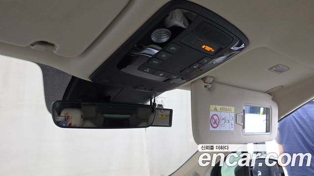 Kia Carnival (IV) Diesel 9-Seater Hi-Limousine Signature 2021 — фото 17