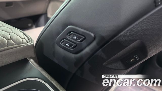 Kia Carnival (IV) Gasoline 7-Seater Gravity 2025 — фото 36