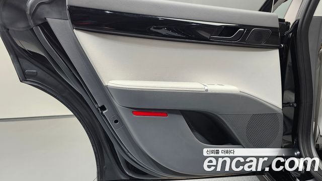 Hyundai Grandeur (GN7) 3.5 Gasoline 2WD Premium 2024 — фото 25