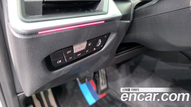 BMW i4 eDrive40 M Sports Pro 2023 — фото 19