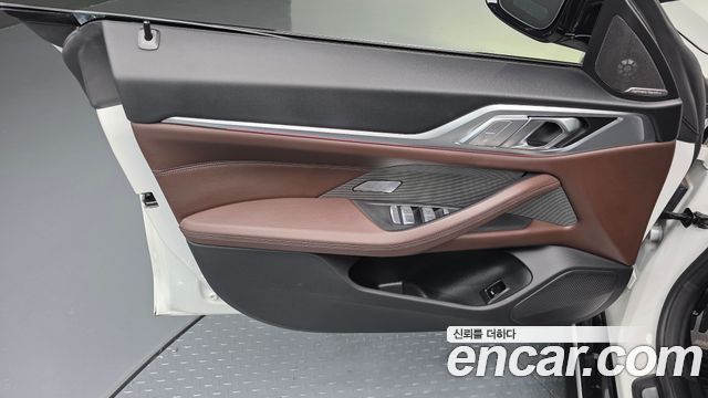 BMW i4 eDrive40 M Sports Pro 2023 — фото 24