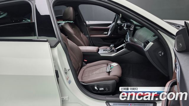 BMW i4 eDrive40 M Sports Pro 2023 — фото 26