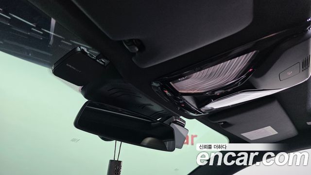 BMW i4 eDrive40 M Sports Pro 2023 — фото 31