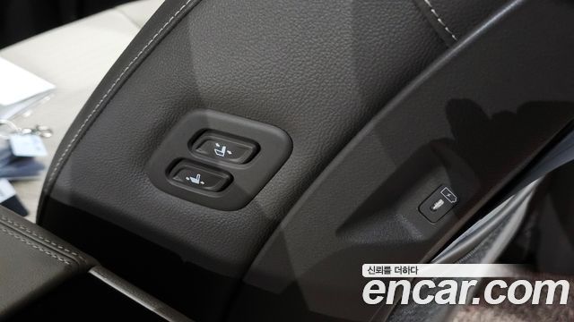 Kia Carnival (IV) Gasoline 7-Seater Noblesse 2026 — фото 33