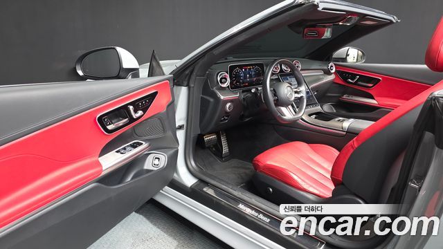 Mercedes-Benz CLE-Class (C236) CLE200 Cabriolet 2024 — фото 10