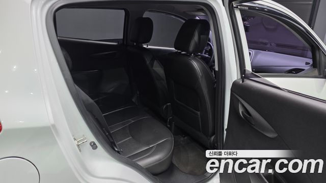 Chevrolet Next Spark LT Plus 2017 — фото 12