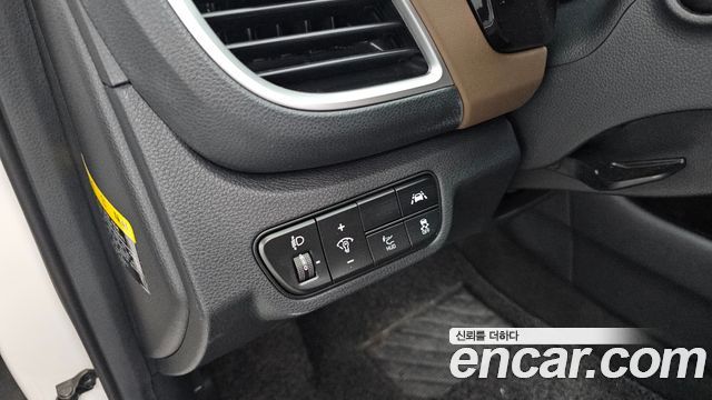 Kia Seltos Gasoline 1.6 Turbo 2WD Noblesse 2020 — фото 18