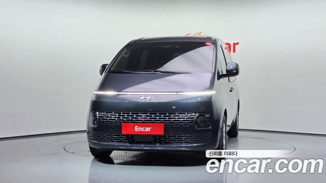 Hyundai Staria L3.5 Cargo 5-Seater Modern 2023 — фото 3