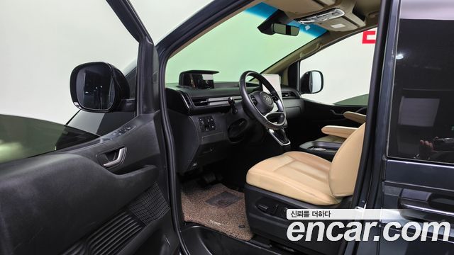 Hyundai Staria L3.5 Cargo 5-Seater Modern 2023 — фото 10