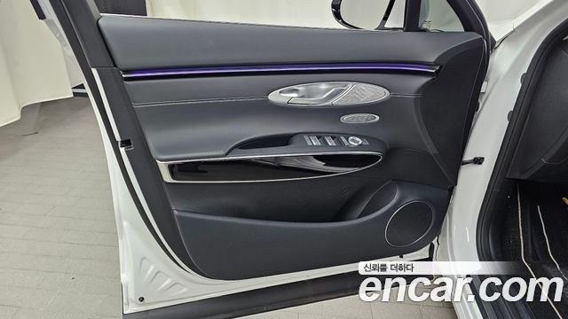 Genesis GV70 2.5T Gasoline AWD 2025 — фото 24