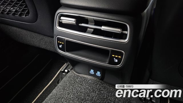 Genesis GV70 2.5T Gasoline AWD 2025 — фото 30