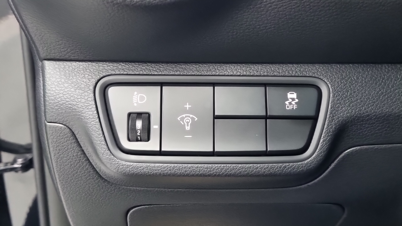 Kia K3 (II) 1.6 Prestige 2023 — фото 19