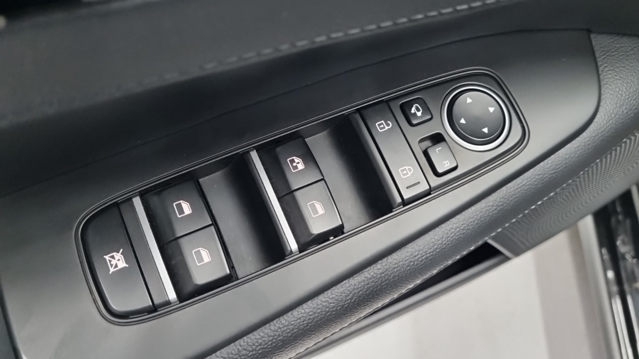 Kia K3 (II) 1.6 Prestige 2023 — фото 20