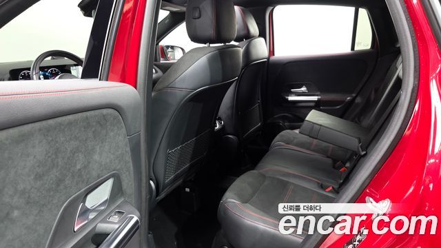 Mercedes-Benz GLA-Class (H247) GLA250 4MATIC 2022 — фото 11