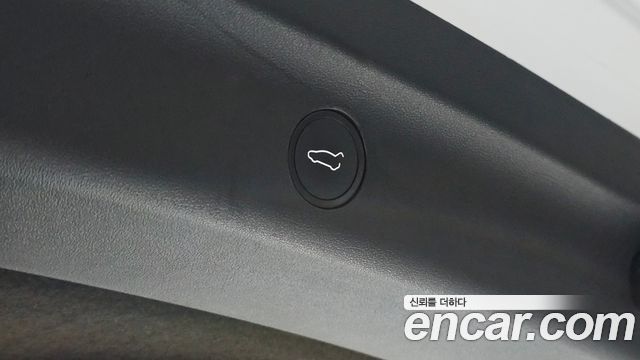 Tesla Model Y RWD 2023 — фото 39
